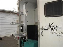 The Saddle Jack can swing out and drop down.